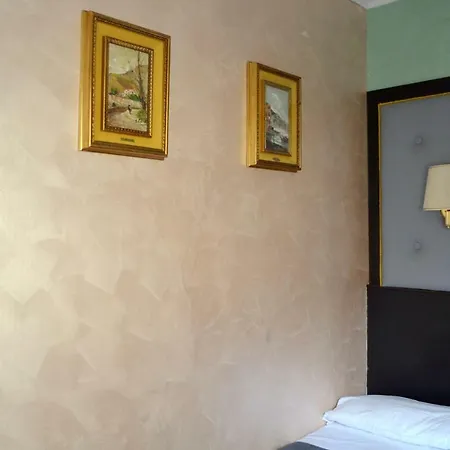 Blu Stella Hostel Rome