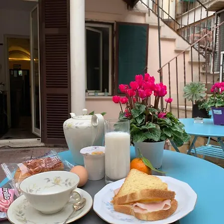 Hostal Blu Stella *